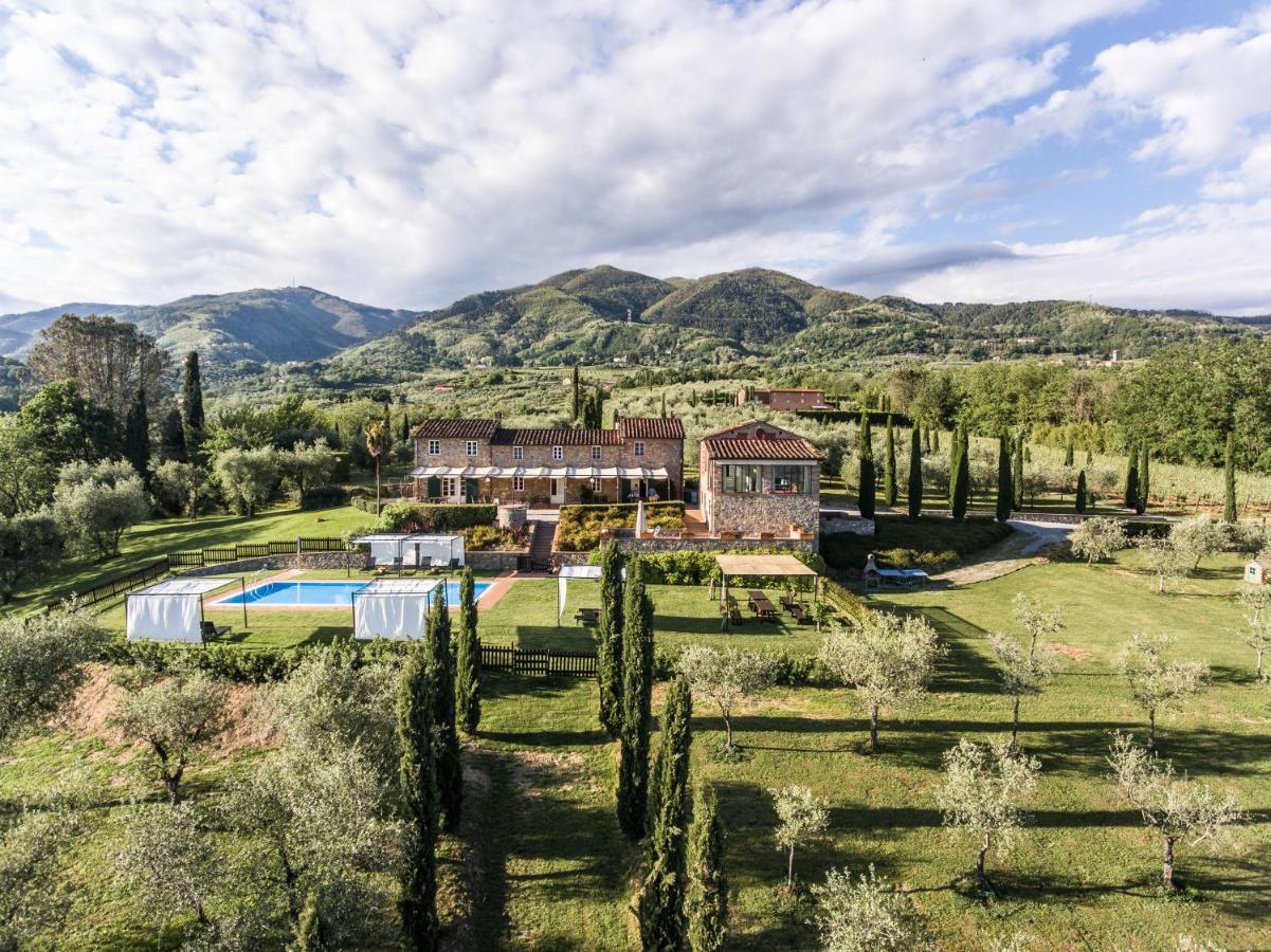 Ampio Appartamento Completamente Rinnovato Con Vista E Piscina Lucca Buitenkant foto