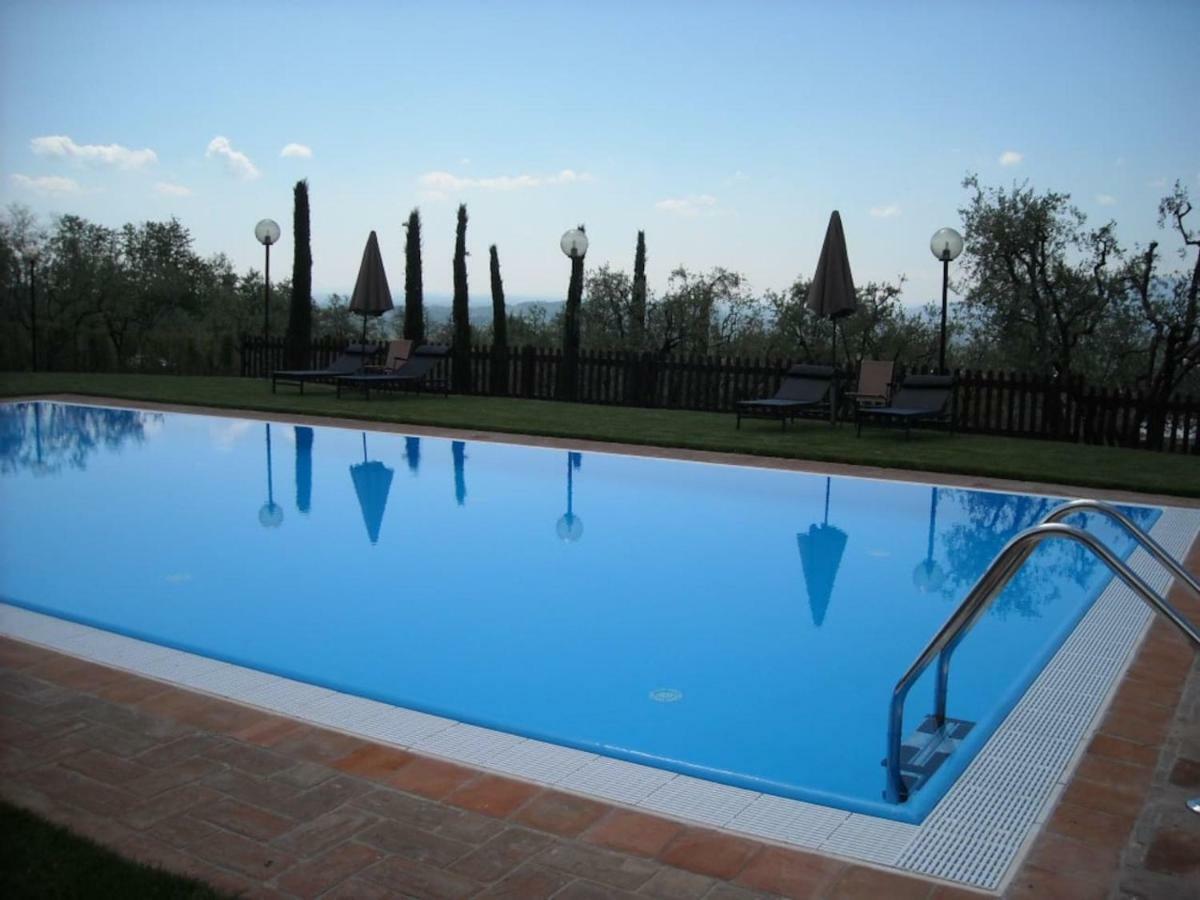 Ampio Appartamento Completamente Rinnovato Con Vista E Piscina Lucca Buitenkant foto